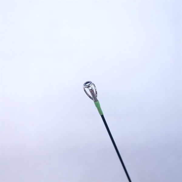 メビウス　２０２５ビビッド７１０Ｌ